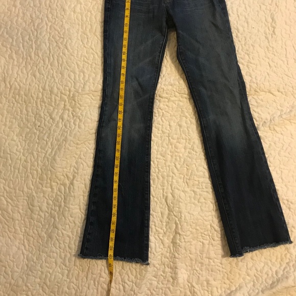 Vertigo Paris Raw Hem Embellished Denim Jeans - Picture 6 of 8